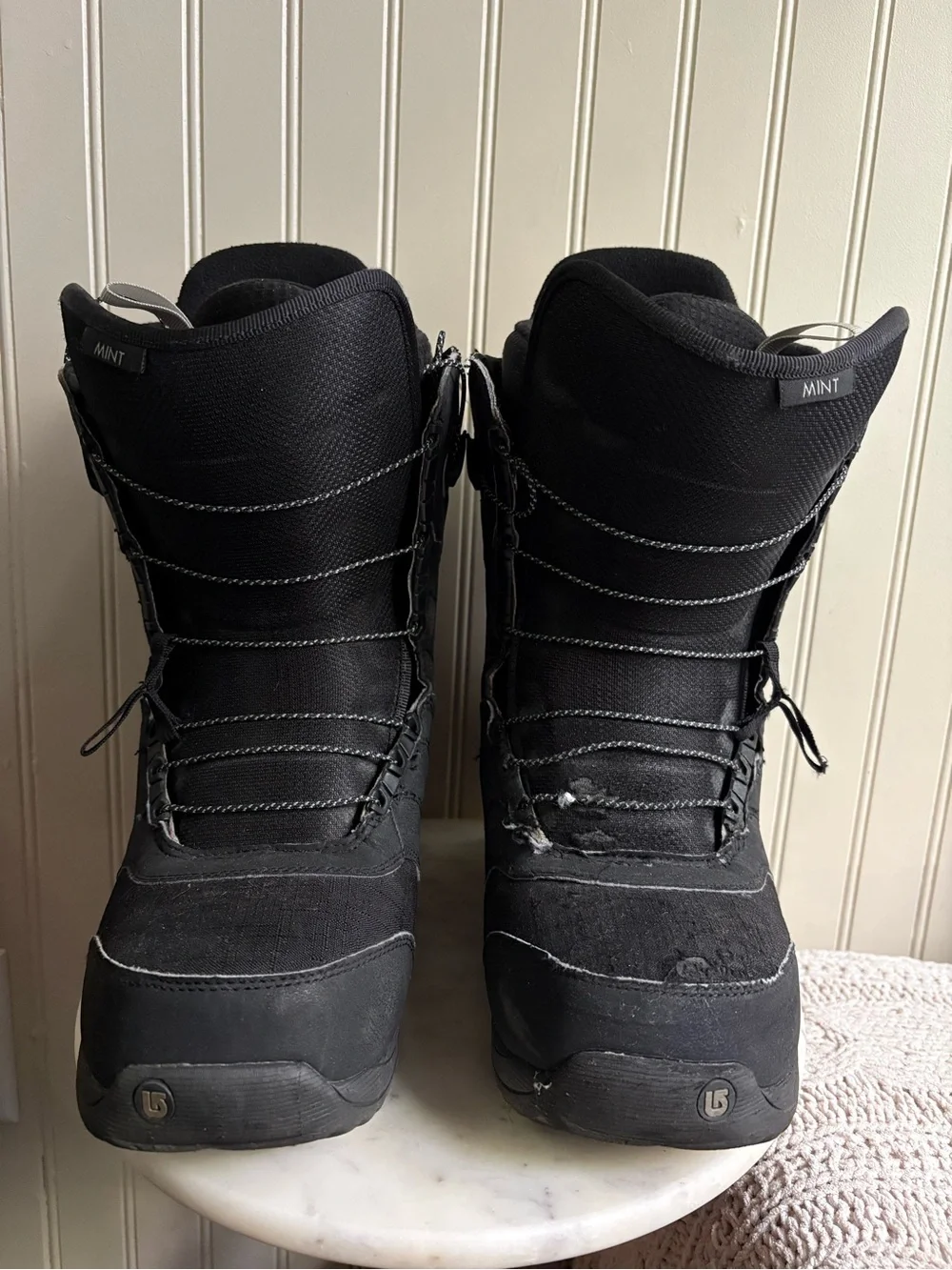 Burton Mint Snowboard Boots Women’s 10 Black Imprint 1 Snow Outdoors Winter Good